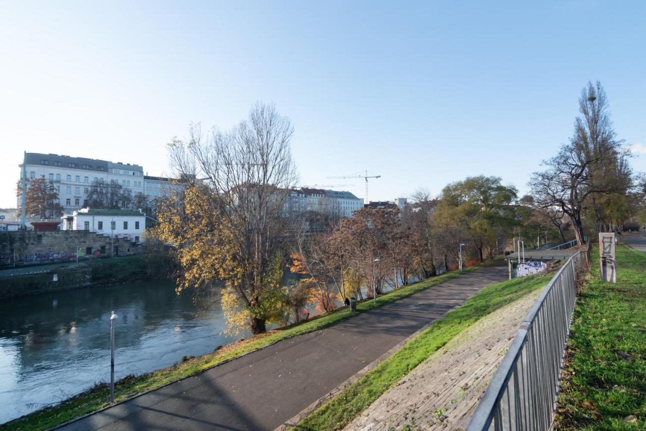 An Der Donau, 10 Minuten Ins Zentrum, Klimaanlage เวียนนา ภายนอก รูปภาพ